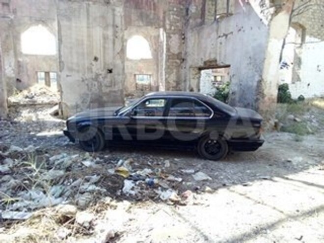 BMW 520 1989, 267,000 km - 2.0 л - Bakı