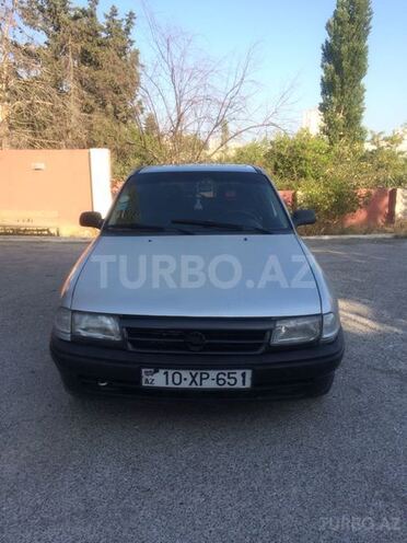 Opel Astra 1993, 301,000 km - 1.6 l - Bakı