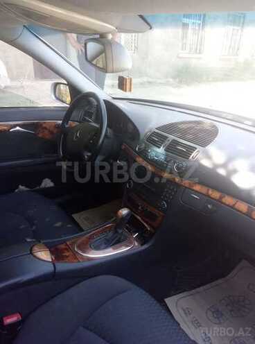 Mercedes E 220 2003, 267,500 km - 2.2 л - Bakı