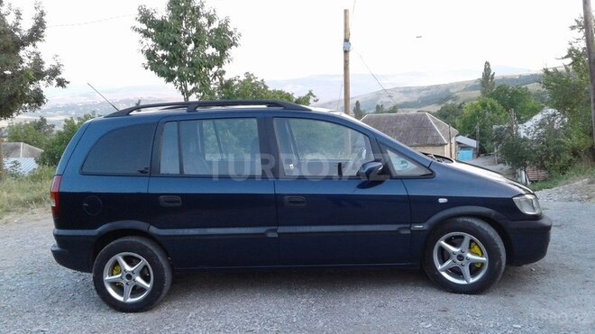 Opel Zafira 2000, 257,000 km - 1.8 l - Şamaxı