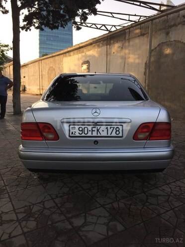 Mercedes E 240 1997, 249,202 km - 2.4 л - Bakı