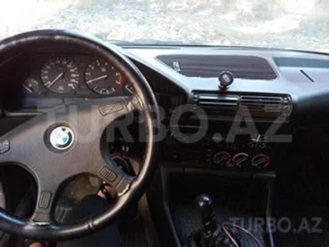BMW 528 1989, 300,000 km - 2.8 л - Bakı