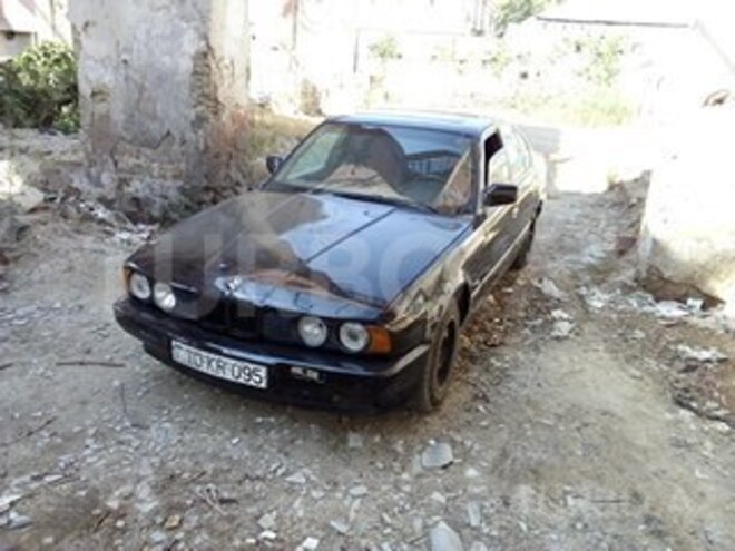 BMW 528 1989, 300,000 km - 2.8 л - Bakı