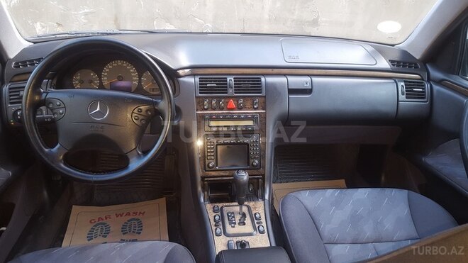 Mercedes E 220 2000, 318,422 km - 0.2 л - Bakı