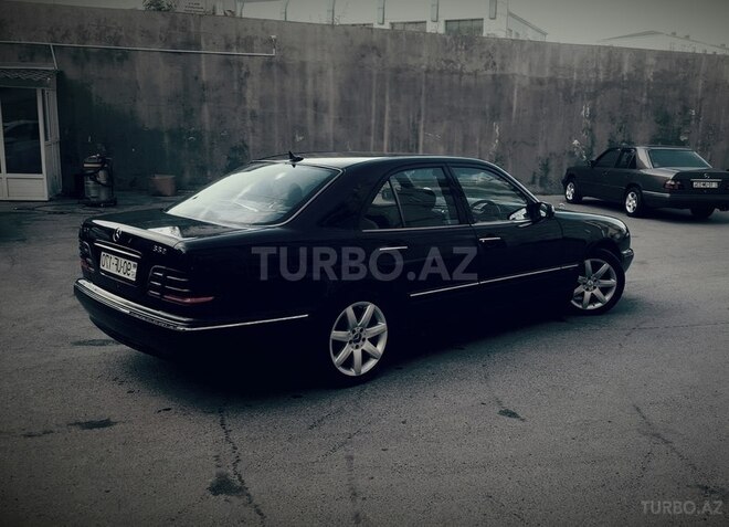 Mercedes E 220 2000, 318,422 km - 0.2 л - Bakı