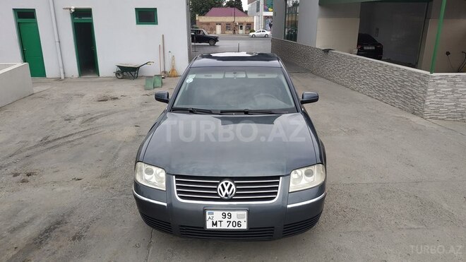 Volkswagen Passat 2003, 235,680 km - 1.8 l - Gəncə