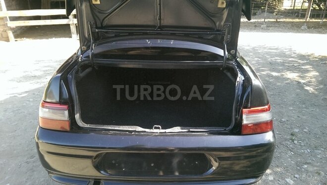 LADA (VAZ) 2110 2006, 196,000 km - 1.6 l - Ucar