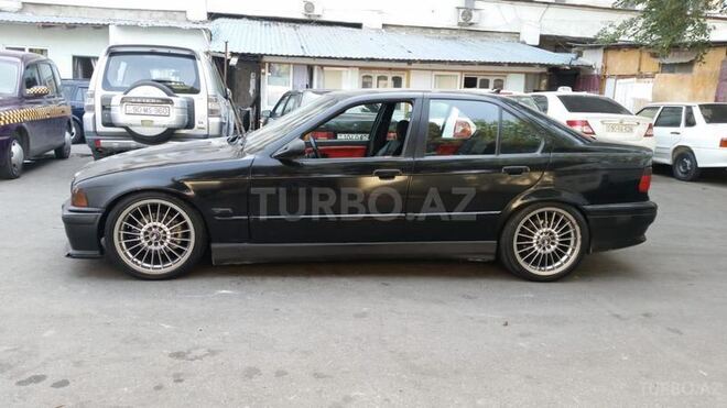 BMW 320 1995, 235,000 km - 2.0 л - Bakı