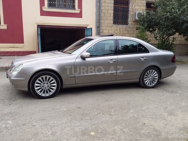 Mercedes E 220 2004, 360,000 km - 2.2 l - Gəncə