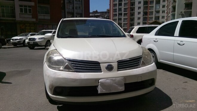 Nissan Tiida 2008, 240,000 km - 1.6 л - Bakı