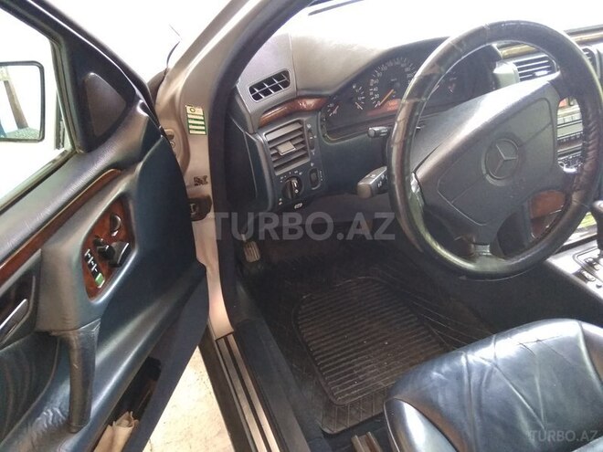 Mercedes E 320 1996, 390,000 km - 3.2 л - Bakı