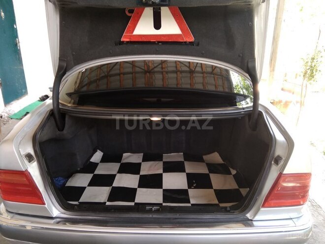 Mercedes E 320 1996, 390,000 km - 3.2 л - Bakı