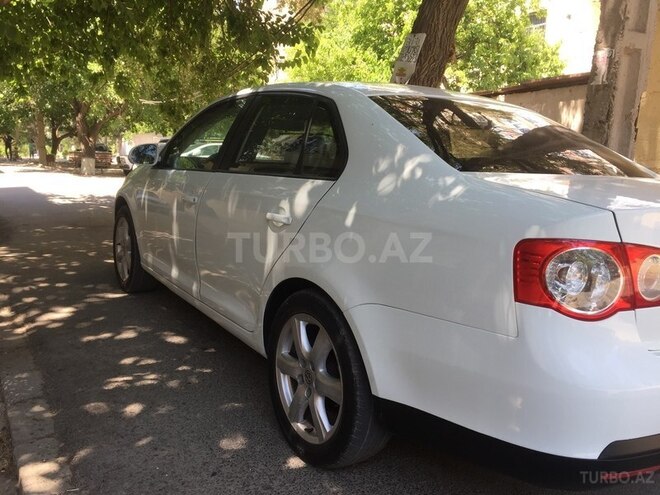 Volkswagen Jetta 2009, 126,655 km - 1.6 l - Sumqayıt