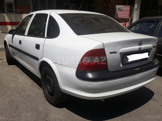 Opel Vectra 1999, 331,000 km - 1.8 l - Bakı
