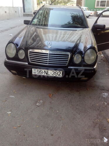 Mercedes E 240 1997, 380,000 km - 2.6 l - Balakən