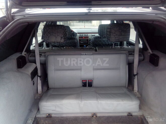 Mercedes E 240 1997, 380,000 km - 2.6 l - Balakən