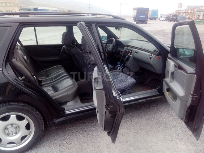 Mercedes E 240 1997, 380,000 km - 2.6 l - Balakən