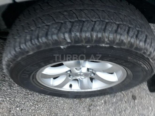 Toyota Prado 2003, 205,000 km - 2.7 l - Quba