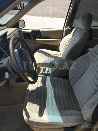 Jeep Grand Cherokee 1995, 253,000 km - 4.0 l - Bakı