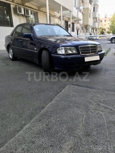 Mercedes C 200 2000, 202,000 km - 2.0 l - Bakı