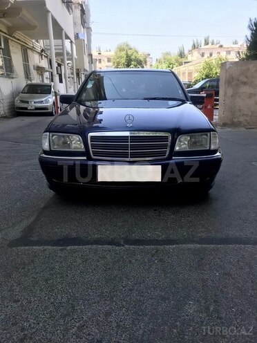 Mercedes C 200 2000, 202,000 km - 2.0 l - Bakı