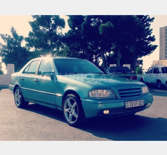 Mercedes C 180 1995, 370,000 km - 1.8 l - Bakı