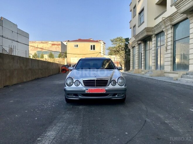 Mercedes E 280 2000, 223,000 km - 2.8 l - Bakı