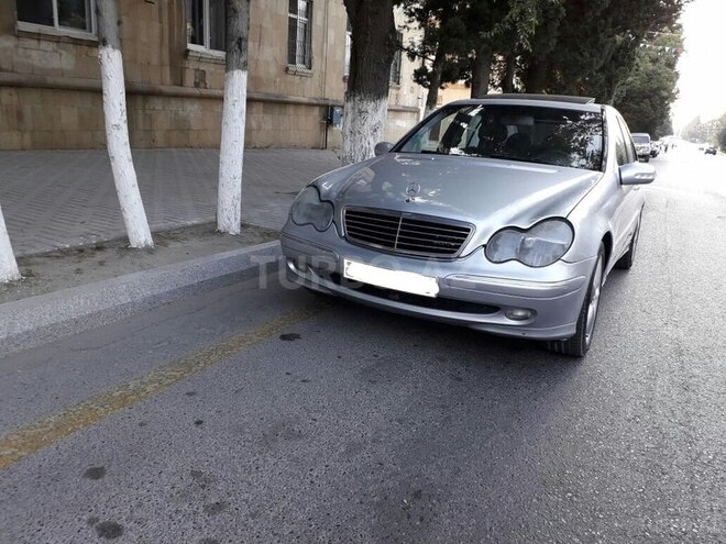 Mercedes C 180 2003, 192,323 km - 1.8 l - Sumqayıt