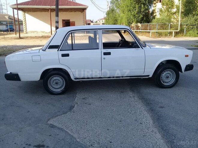 LADA (VAZ) 2107 2006, 125,000 km - 1.6 л - Bakı