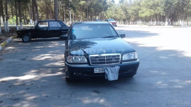 Mercedes C 220 2000, 312,527 km - 2.2 l - Bakı