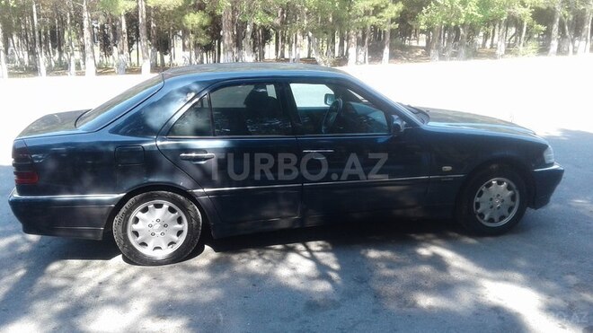 Mercedes C 220 2000, 312,527 km - 2.2 l - Bakı