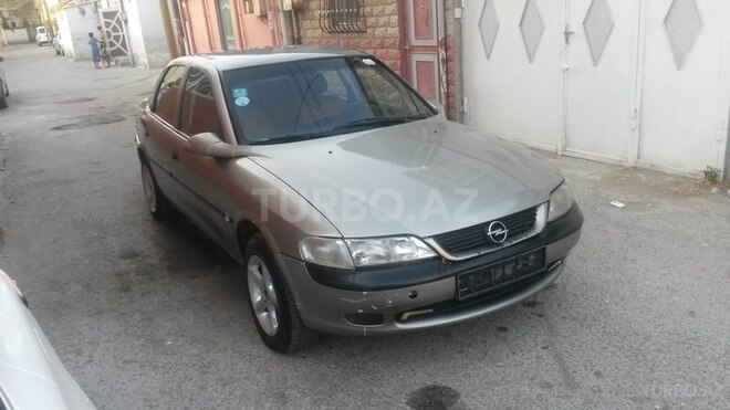 Opel Vectra 1997, 176,000 km - 1.6 l - Bakı