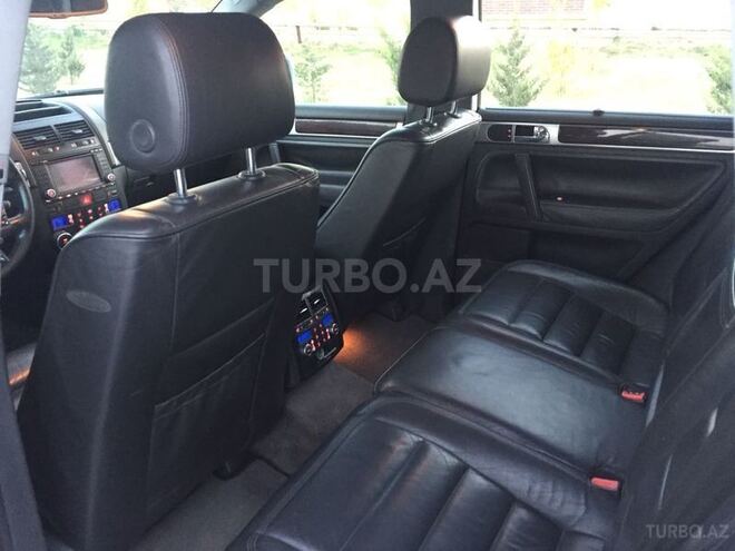 Volkswagen Touareg 2005, 226,000 km - 4.2 l - Sumqayıt