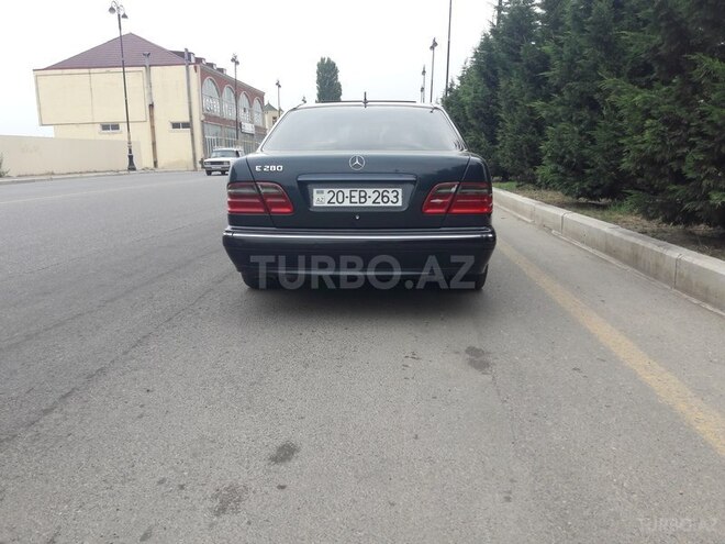 Mercedes E 280 1999, 192,000 km - 2.8 l - Gəncə