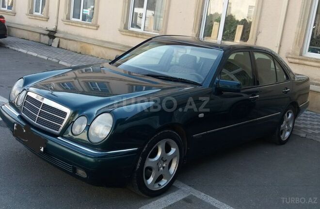 Mercedes E 240 1997, 210,000 km - 2.4 л - Bakı