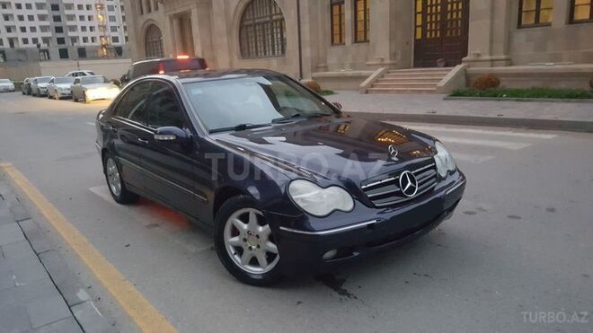 Mercedes C 200 2000, 246,500 km - 2.0 l - Bakı