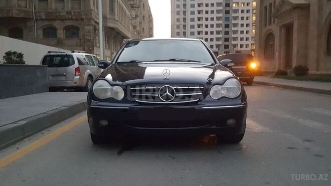 Mercedes C 200 2000, 246,500 km - 2.0 l - Bakı