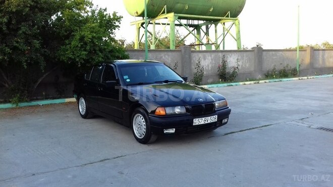 BMW 318 1995, 250,000 km - 1.8 l - Şəmkir
