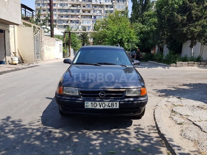 Opel Astra 1996, 284,000 km - 1.6 l - Bakı