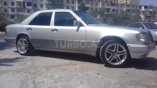 Mercedes E 200 1995, 415,385 km - 0.2 l - Bakı