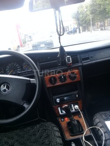 Mercedes 190 1991, 440,449 km - 0.2 l - Oğuz