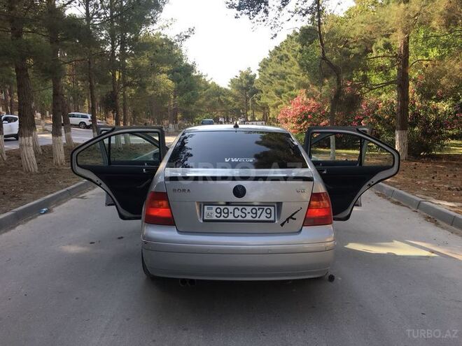 Volkswagen Bora 1999, 222,000 km - 2.3 l - Sumqayıt