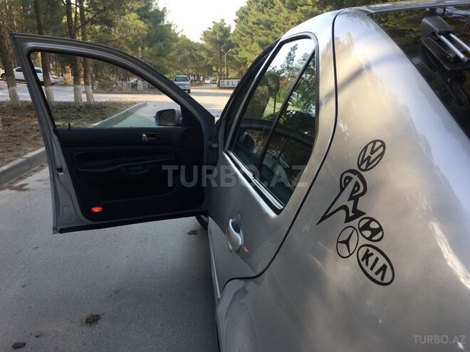 Volkswagen Bora 1999, 222,000 km - 2.3 l - Sumqayıt
