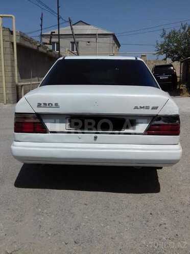 Mercedes E 230 1989, 277,000 km - 2.3 l - Bakı