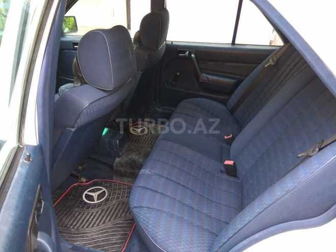 Mercedes 190 1991, 250,000 km - 1.8 л - Bakı