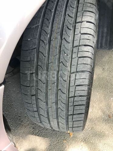 BMW 528 1999, 377,000 km - 2.8 l - Yevlax