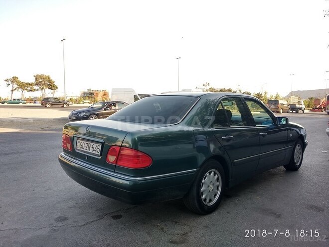 Mercedes E 230 1997, 350,000 km - 2.3 l - Bakı