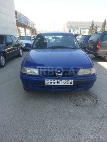 Opel Astra 1995, 355,000 km - 1.6 l - Bakı