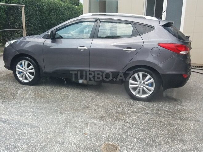 Hyundai ix35 2011, 98,000 km - 2.4 l - Gəncə