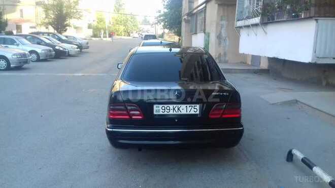Mercedes E 240 2000, 258,000 km - 2.4 l - Bakı